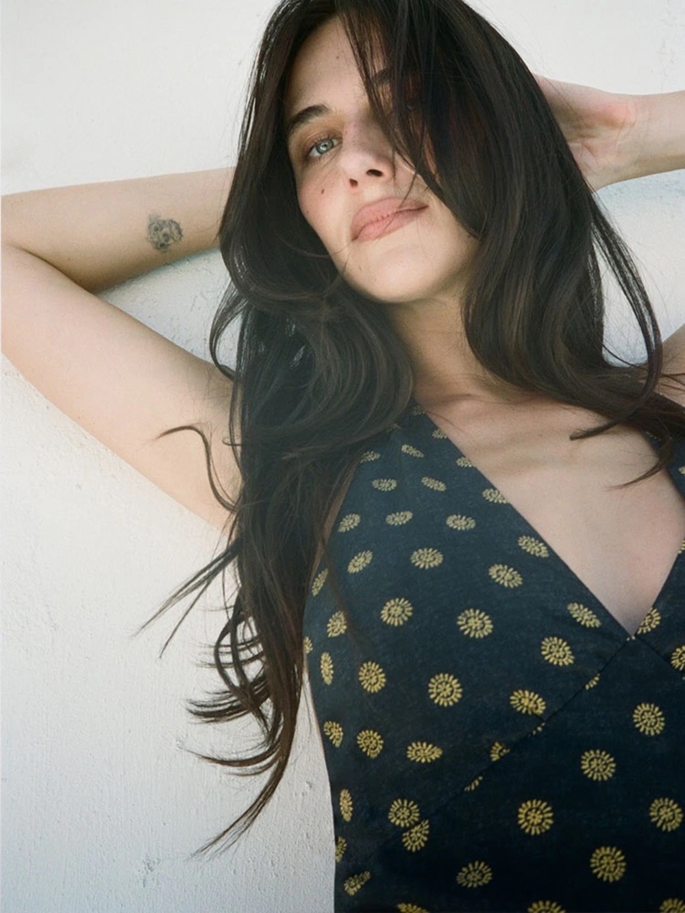 Réalisation Par The Leila Halter Backless Mini Dress 100% Silk in Sunburst XL - Picture 6 of 15